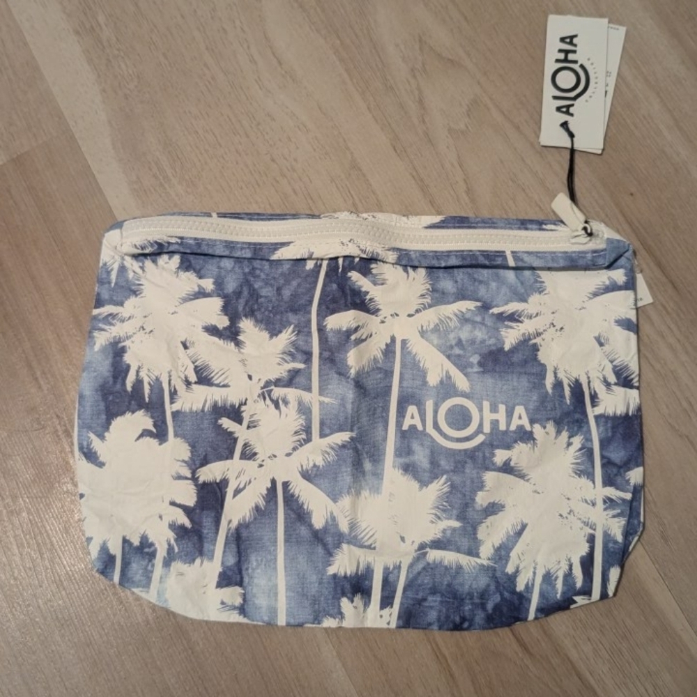 ALOHA Collection Blue and White Tropical Pouch